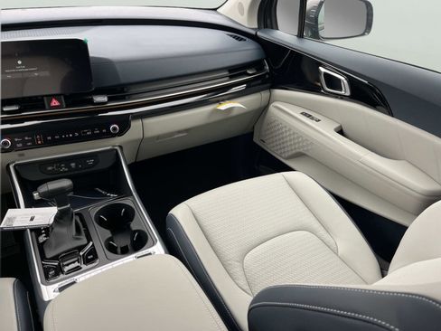 New 2026 Kia Carnival SX Prestige image 15