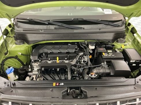 Used 2021 Hyundai Venue SEL FWD image 27