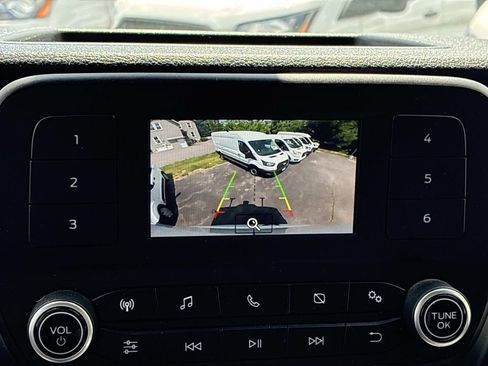 Used 2023 Ford Transit 250 Medium Roof AWD image 33