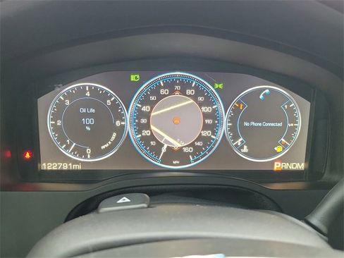 Certified 2015 Cadillac Escalade Luxury image 7