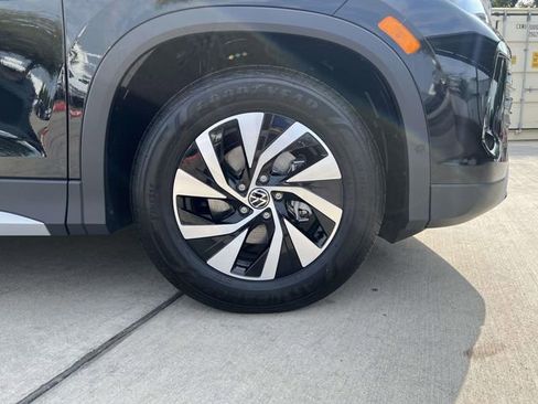 New 2026 Volkswagen Tiguan S FWD image 8