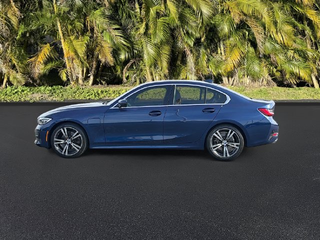 Used 2021 BMW 330e w/ Premium Package RWD image 8