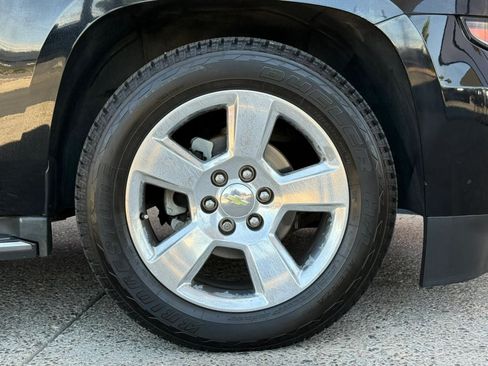 Used 2016 Chevrolet Suburban LTZ RWD image 25