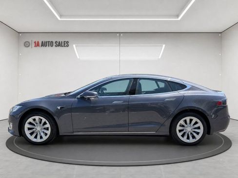 Used 2019 Tesla Model S Long Range AWD/4WD image 2