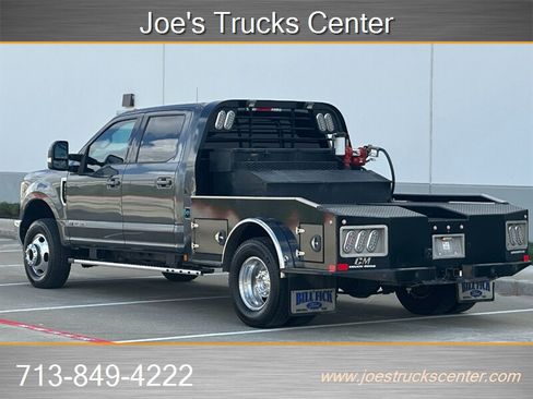 Used 2019 Ford F350 Lariat w/ Lariat Value Package image 5