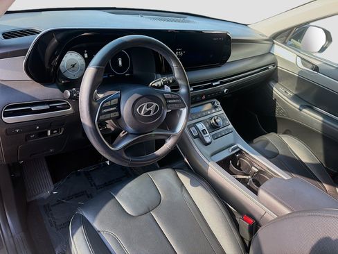 Used 2023 Hyundai Palisade SEL FWD image 7