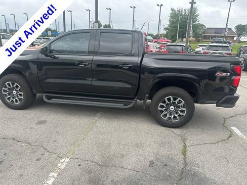 Used 2023 Chevrolet Colorado Z71 w/ Z71 Convenience Package 2 AWD/4WD image 7
