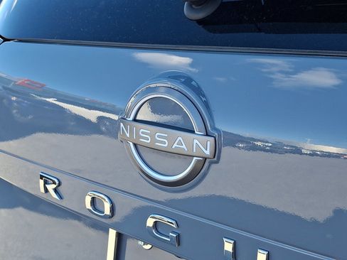 Certified 2023 Nissan Rogue SL w/ SL Premium Package image 30