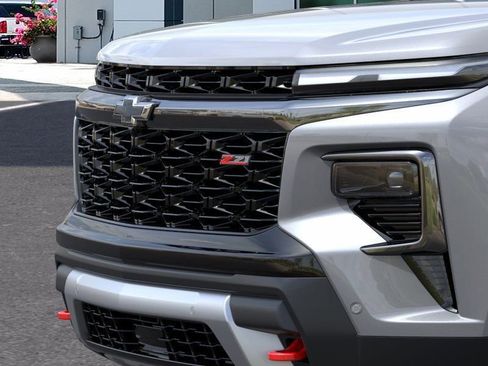 New 2026 Chevrolet Traverse Z71 AWD/4WD image 13