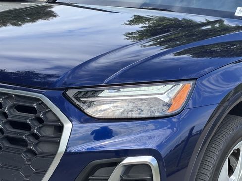 Certified 2025 Audi Q5 2.0T Premium Plus w/ Premium Plus Package AWD/4WD image 7