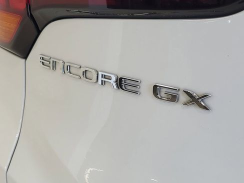 Used 2025 Buick Encore GX Preferred FWD image 7