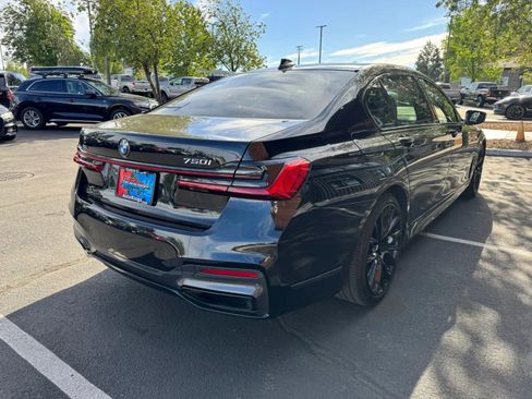 Used 2020 BMW 750i xDrive w/ Executive Package AWD/4WD image 5