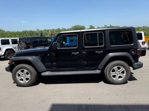 Used 2023 Jeep Wrangler Unlimited Sport AWD/4WD image 6