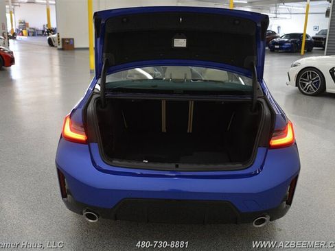 Used 2024 BMW 330i Sedan w/ M Sport Package RWD image 39