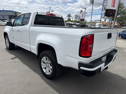 Used 2022 Chevrolet Colorado LT w/ Safety Package RWD image 3