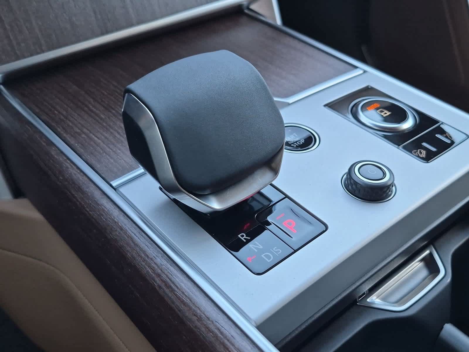 New 2027 Land Rover Range Rover SE AWD/4WD image 33