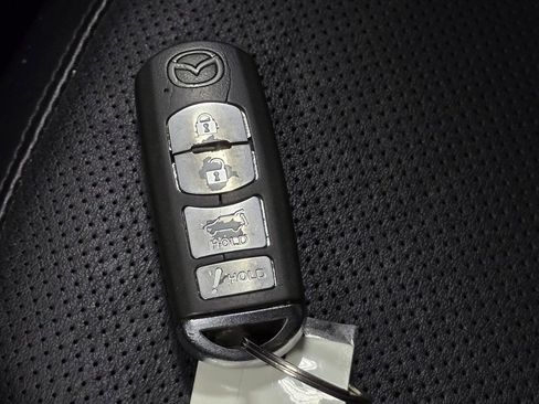 Used 2018 MAZDA CX-9 Touring image 31