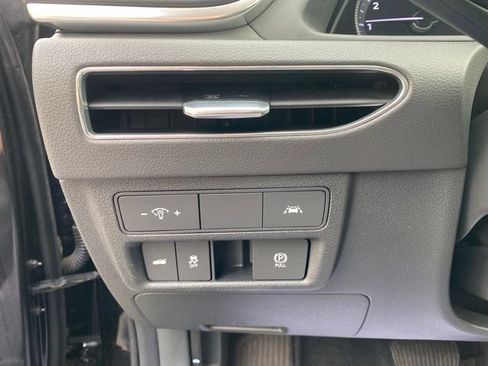 Used 2023 Hyundai Sonata SEL FWD image 9