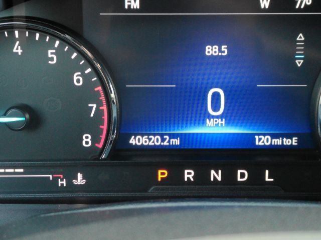 Used 2023 Ford Explorer XLT w/ Equipment Group 202A AWD/4WD image 38