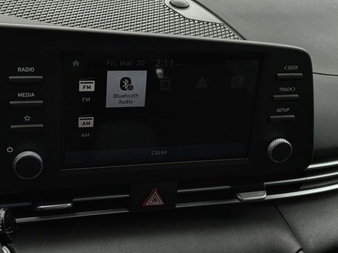 New 2026 Hyundai Elantra Hybrid FWD image 18