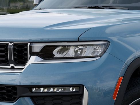 New 2026 Jeep Grand Cherokee Limited AWD/4WD image 37