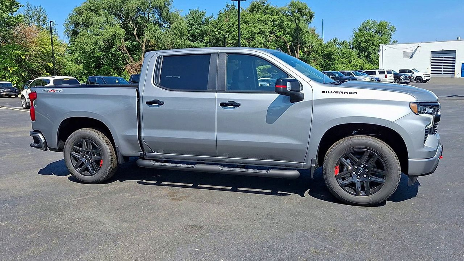 New 2026 Chevrolet Silverado 1500 RST w/ Redline Edition AWD/4WD image 4