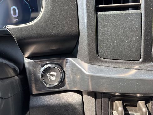 Used 2025 Ford F350 Lariat w/ Camper Package image 21