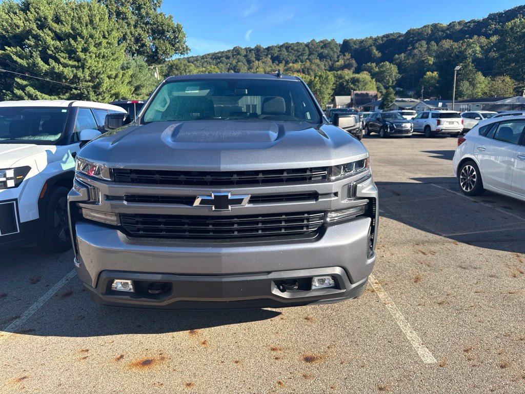 Used 2022 Chevrolet Silverado 1500 RST w/ Z71 Off-Road Package AWD/4WD image 2