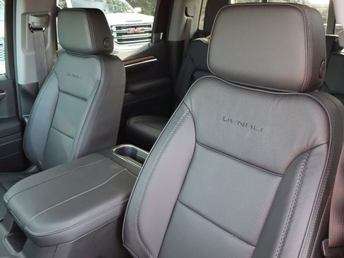 New 2026 GMC Sierra 1500 Denali image 15