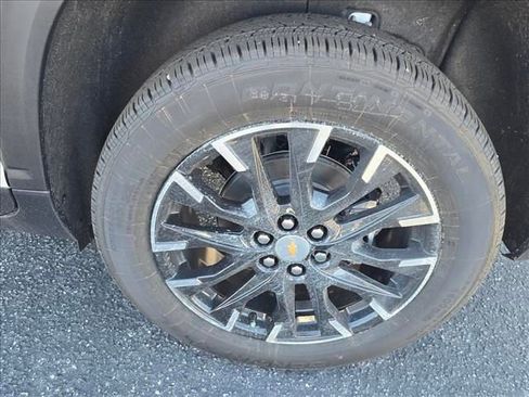 New 2026 Chevrolet Traverse LT w/ Sun and Wheel Package image 17