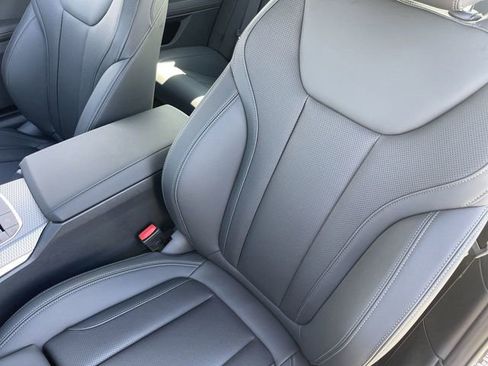 Used 2025 BMW 430i Coupe w/ Convenience Package RWD image 19