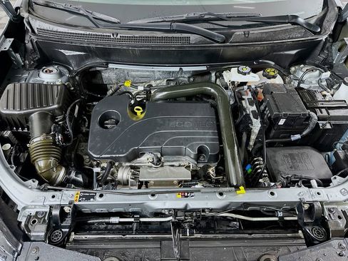 Used 2023 Chevrolet Equinox LT image 28