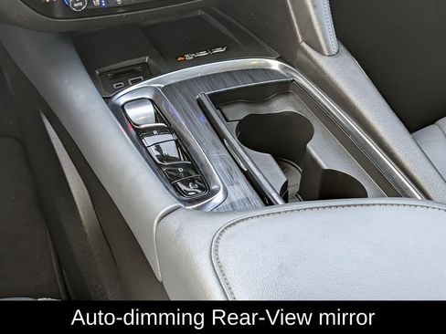 Used 2024 Buick Enclave Premium image 13