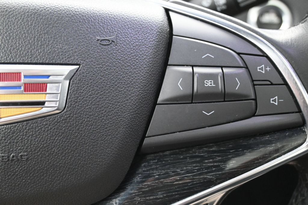 Used 2021 Cadillac XT5 Premium Luxury AWD/4WD image 15