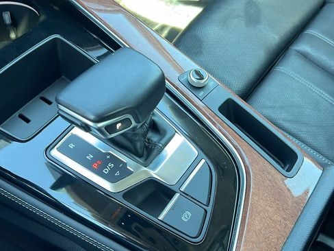 Used 2022 Audi A4 2.0T Prestige w/ Prestige Package AWD/4WD image 13