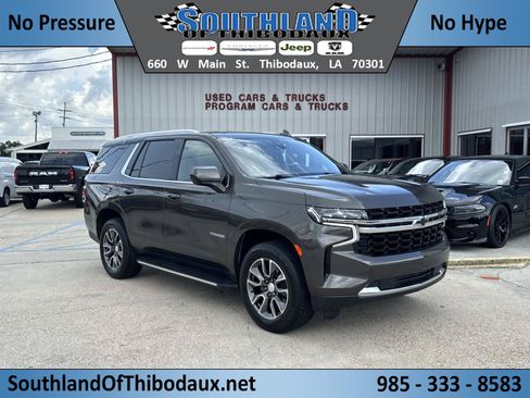 Used 2021 Chevrolet Tahoe LS RWD image 1