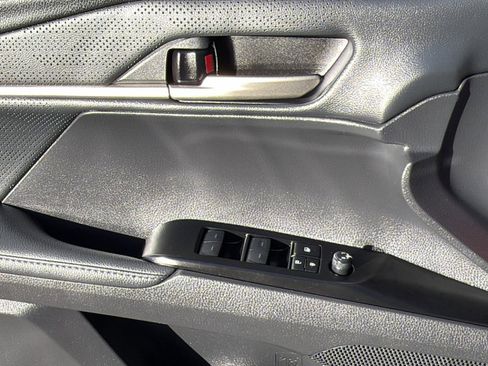 Used 2025 Toyota Camry XSE image 22