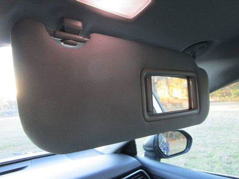 Used 2024 Toyota Camry SE image 33