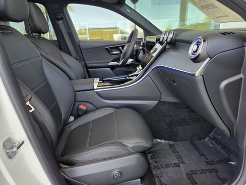New 2026 Mercedes-Benz GLC 350e 4MATIC image 17