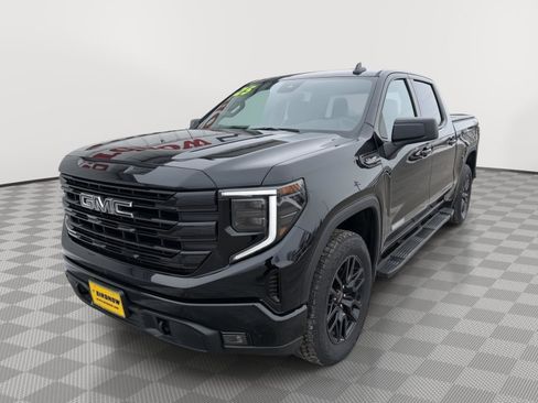 Used 2025 GMC Sierra 1500 Elevation AWD/4WD image 8