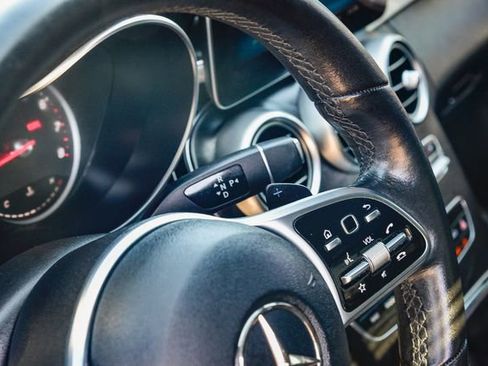 Used 2020 Mercedes-Benz C 300 Sedan image 24