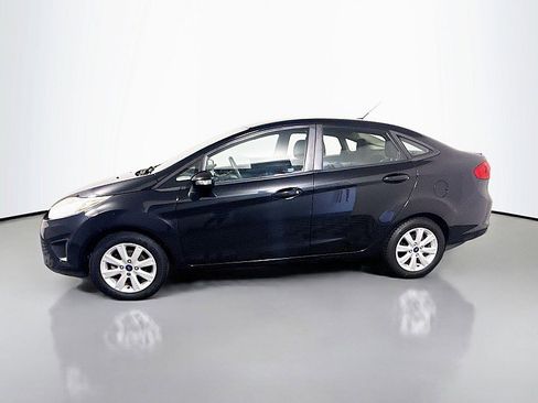 Used 2013 Ford Fiesta SE FWD image 4