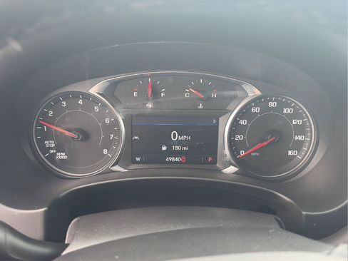 Used 2024 GMC Terrain SLT AWD/4WD image 28