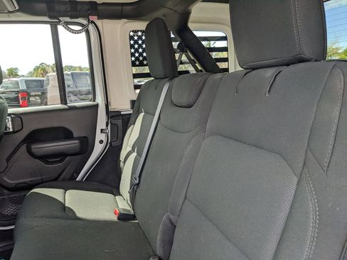 Used 2023 Jeep Wrangler Willys image 20