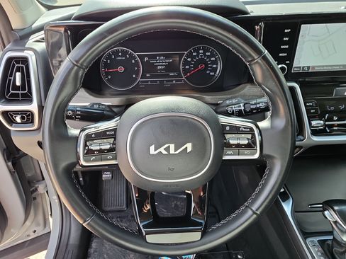 Used 2023 Kia Sorento S AWD/4WD image 28