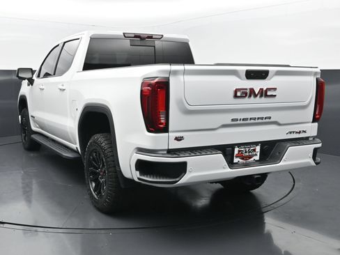 Used 2023 GMC Sierra 1500 AT4X AWD/4WD image 4
