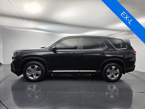 Used 2025 Honda Pilot EX-L image 7