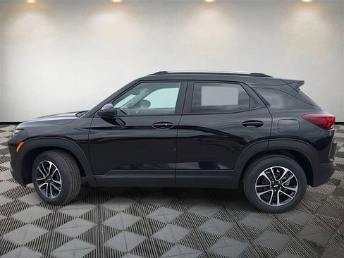 New 2026 Chevrolet TrailBlazer LT w/ Convenience Package FWD image 8