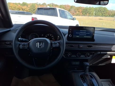New 2026 Honda HR-V Sport image 9