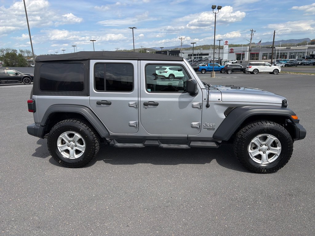 Used 2021 Jeep Wrangler Unlimited Sport AWD/4WD image 6